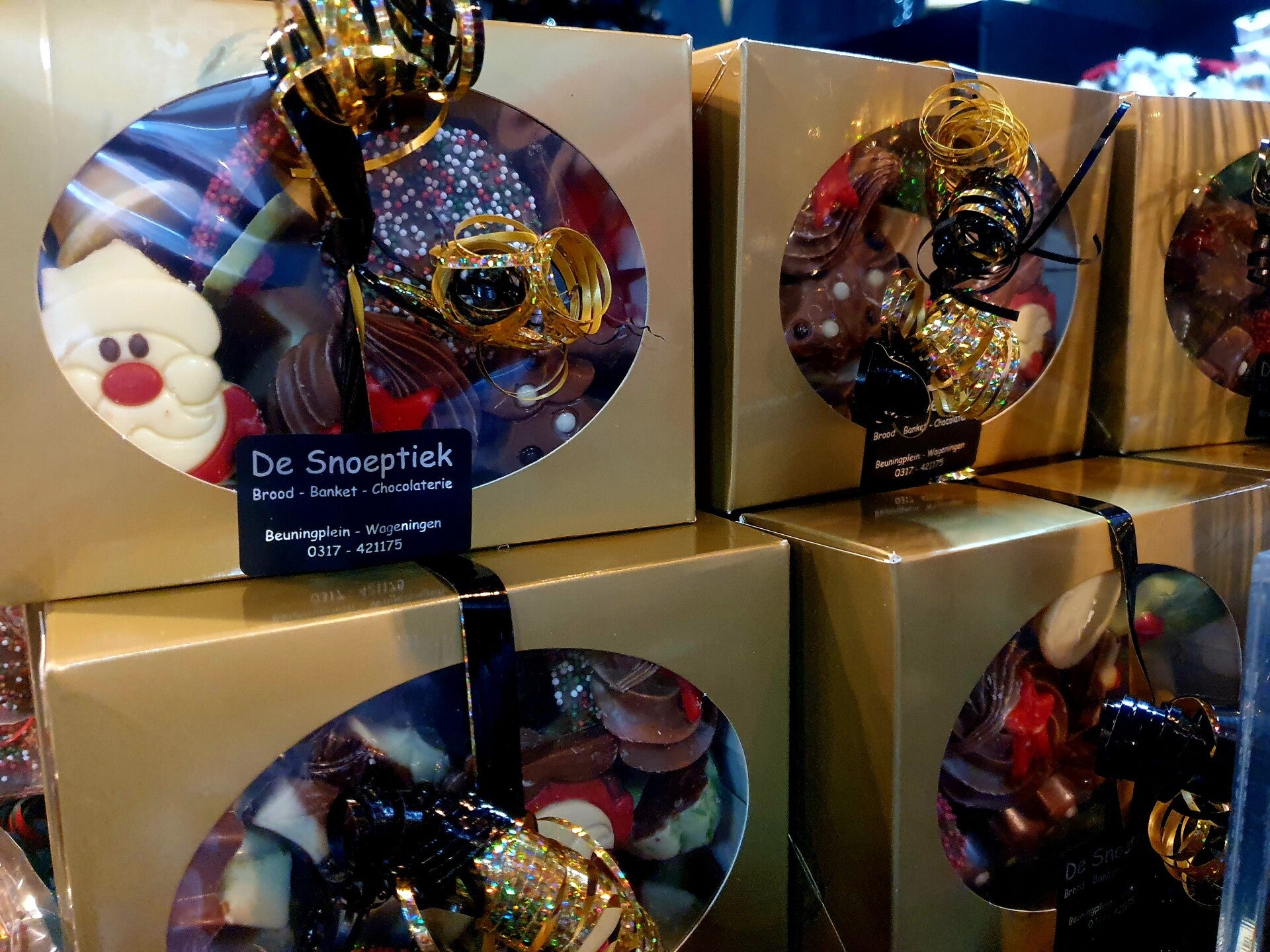 Bonbondoos 250 gram met kerstchocolade