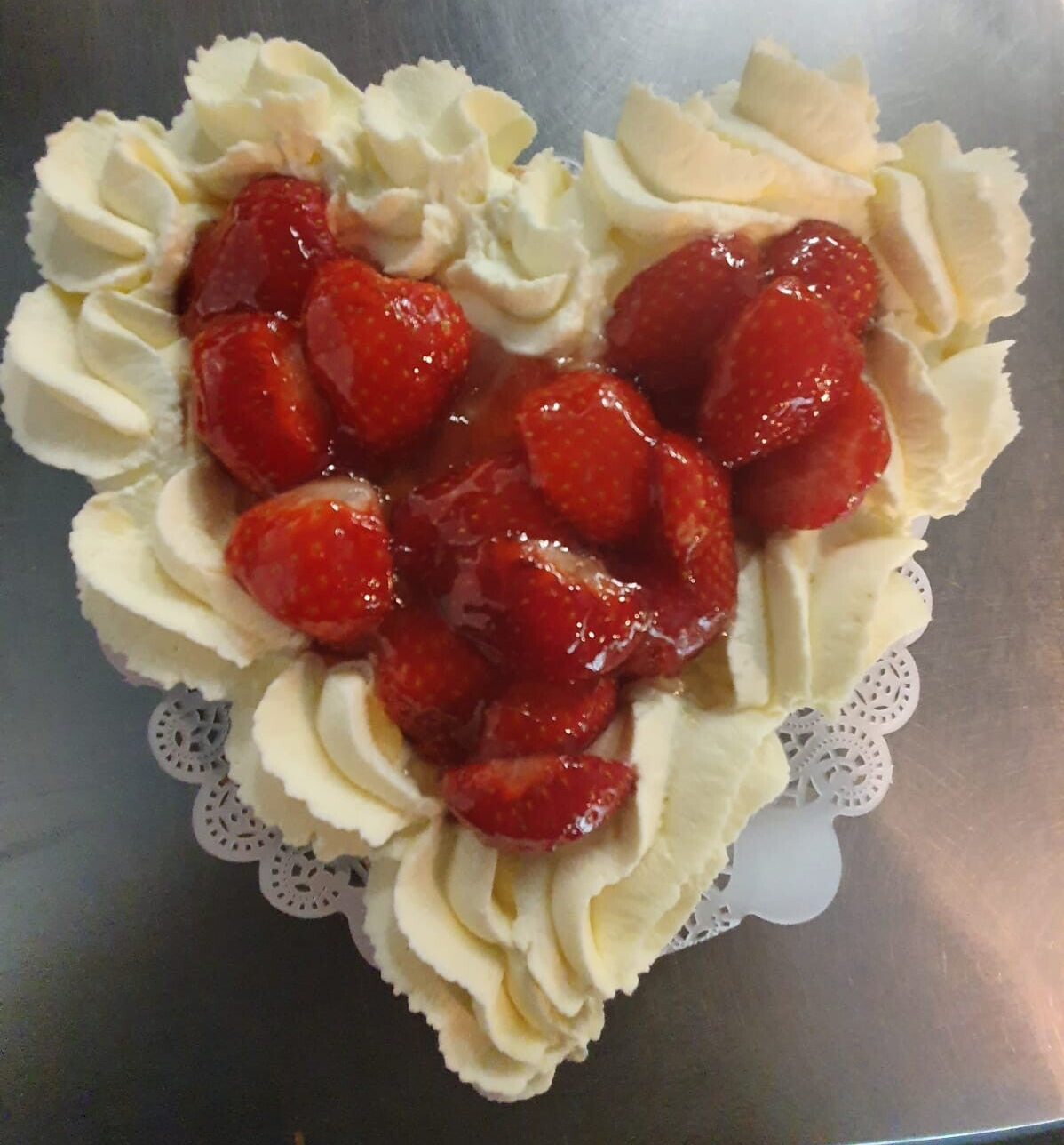 Hartvlaai met verse aardbeien