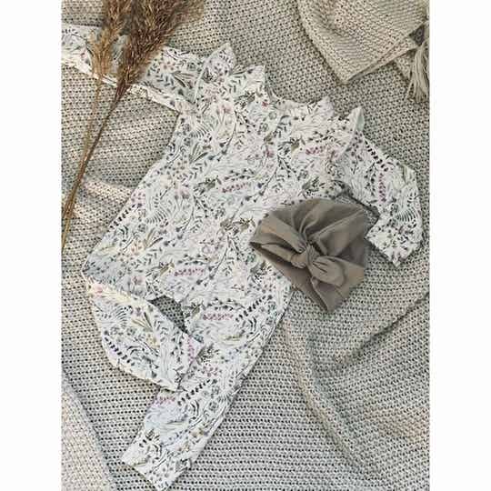 Ruffled onesie Lavendel