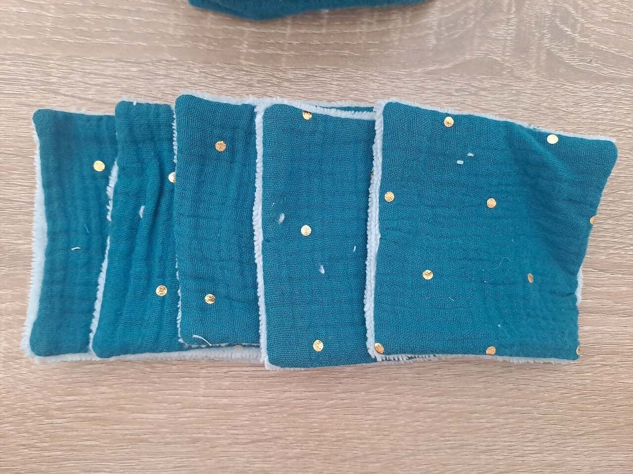 Panier et ses 5 lingettes