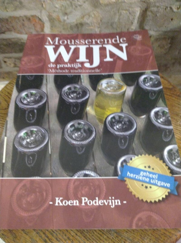 Boek mousserende wijn K.Podevijn