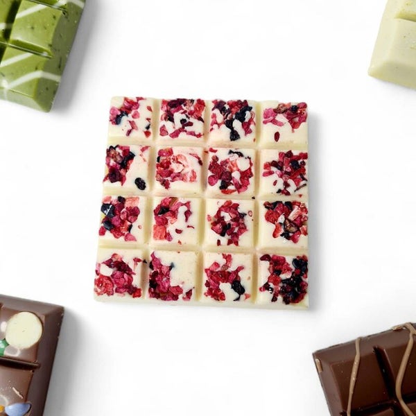Deluxe-Schoko-Quadrat 100g weiß/Früchte