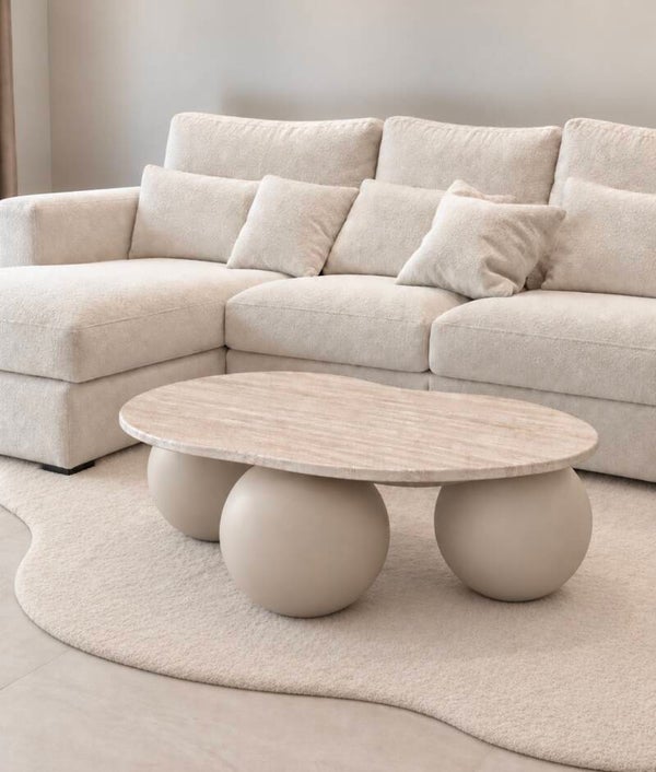 TRAVERTIN salontafel beton cire bolpoten x Daniëlle de Ridder
