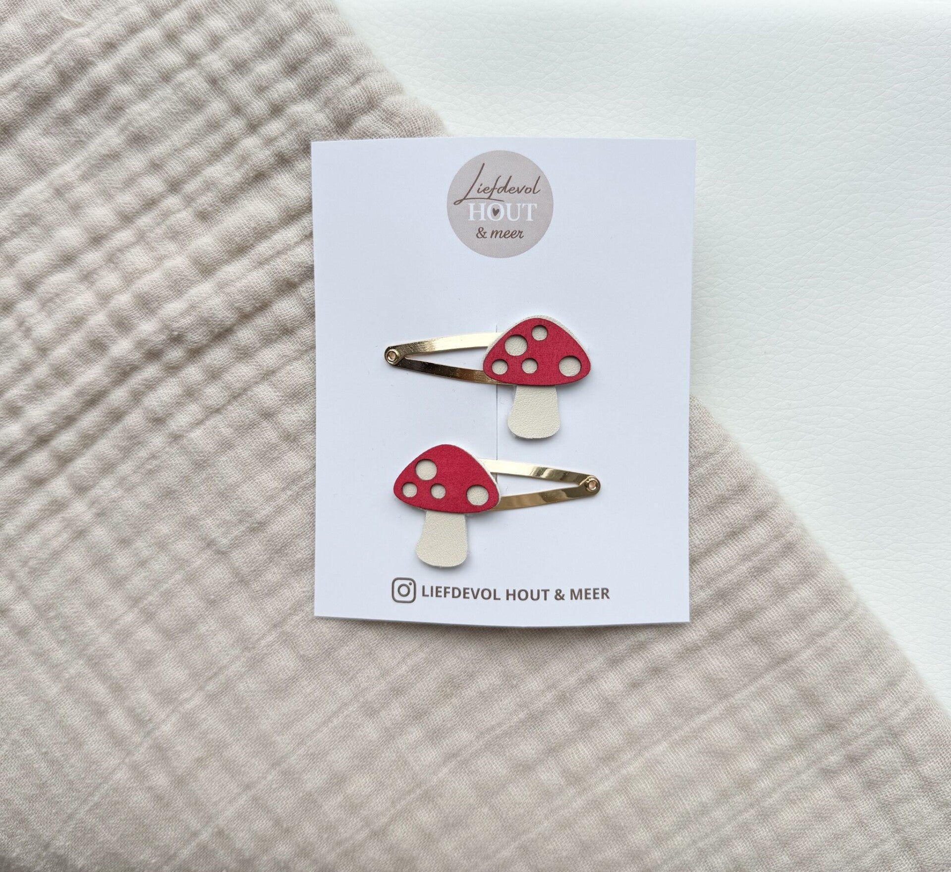 Alligator | Mushroom