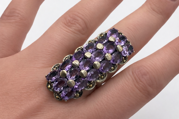 Statement ring met amethist stenen