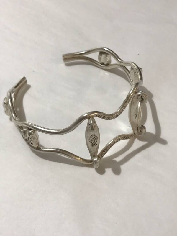 Karen Hill Tribe armband