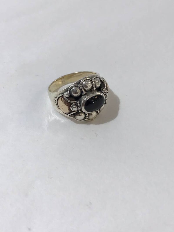 Zilveren ring in 2 kleuren met Onix steen
