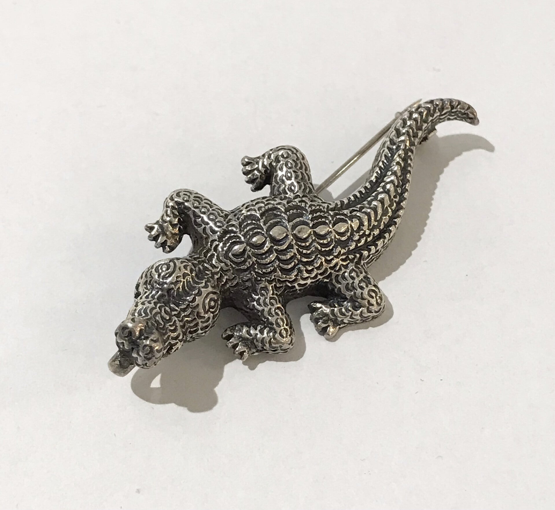 zilveren krokodil broche / hanger