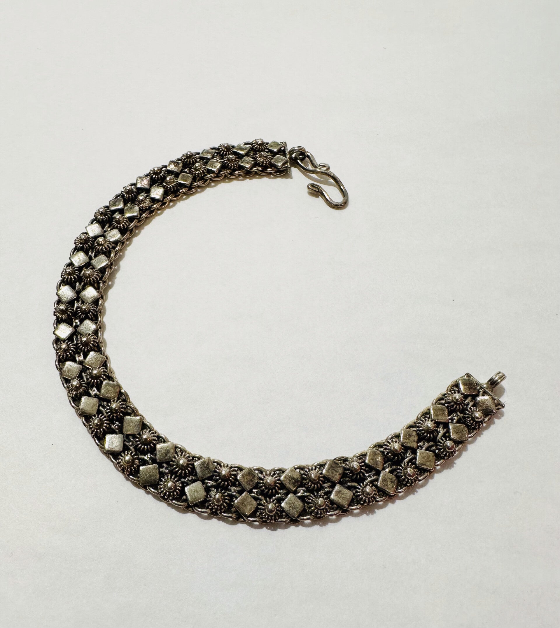 Zilveren armband in Balinese stijl