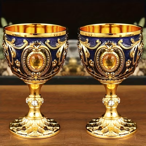 Viinilasit 2 kpl :n sarja upeita 30ml (lev 4,3x7cm korkeus )