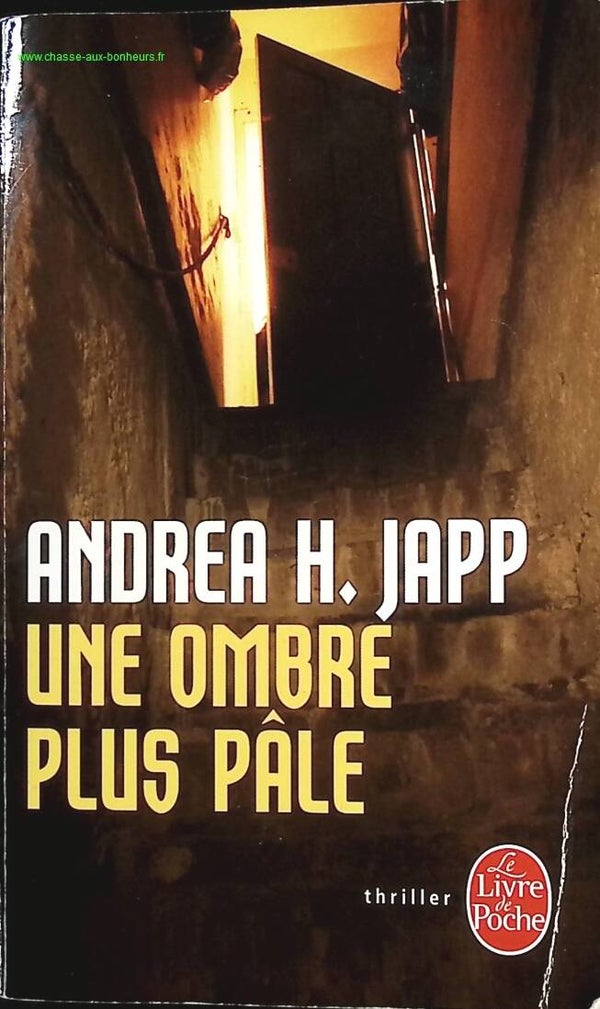 Une ombre plus pâle - Andrea H. Japp - Livre