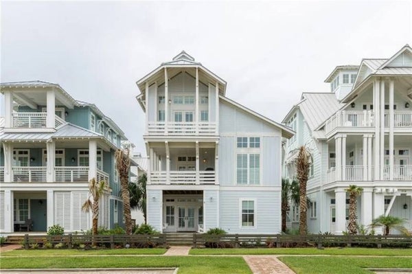 318 Grand Boulevard Port Aransas, TX 78373