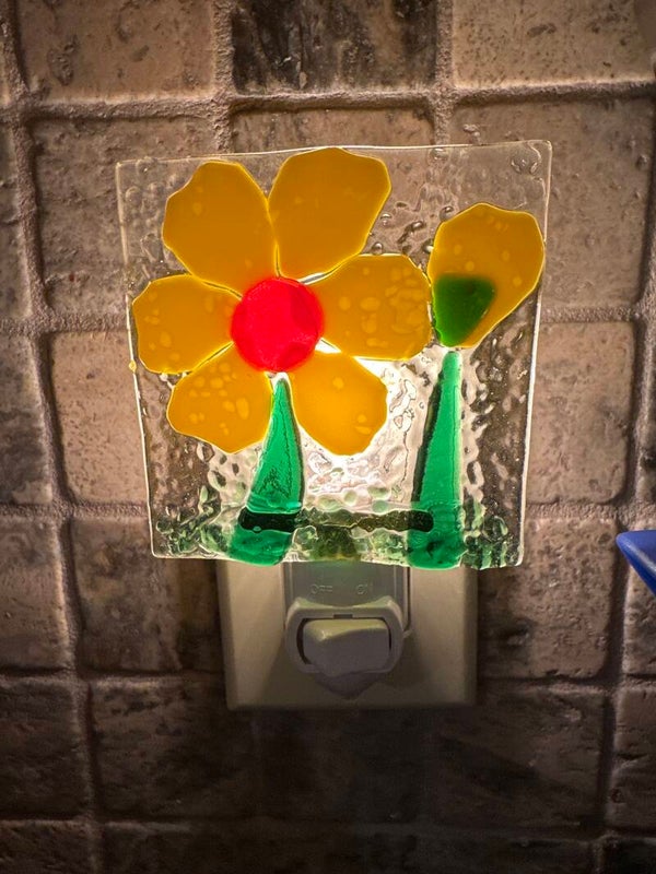 Yellow flower nightlight