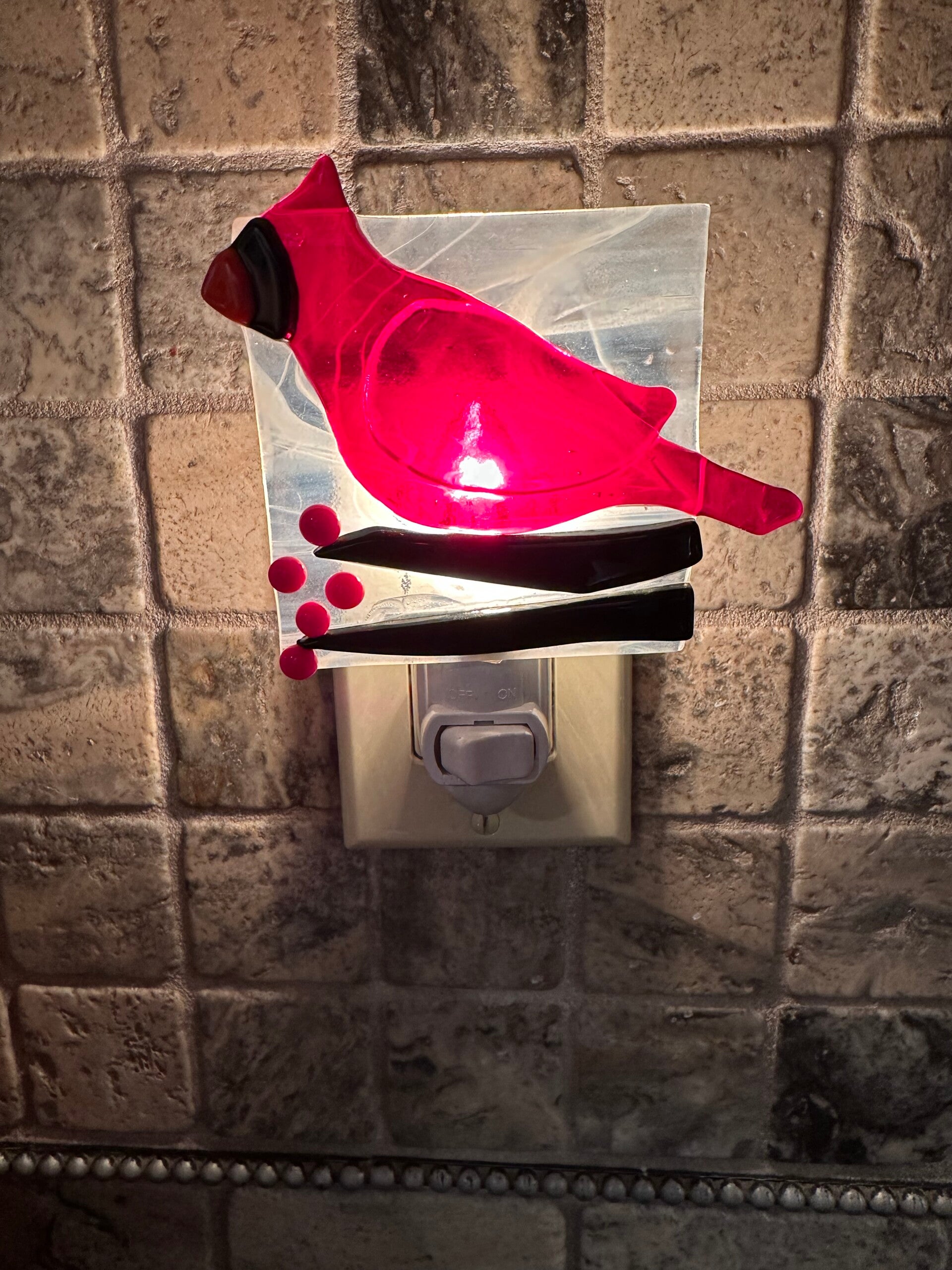 Cardinal nightlight