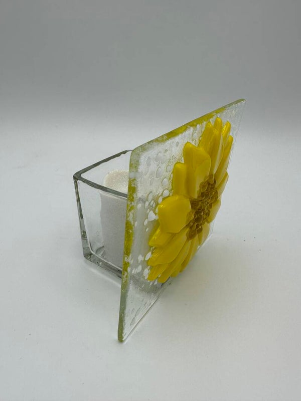Sunflower tea light