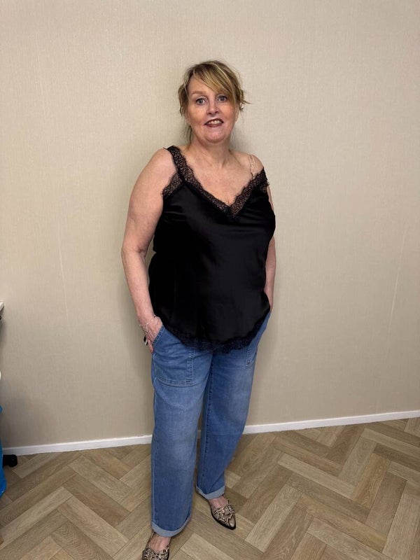 Satin top zwart