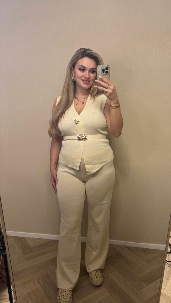 Two piece Stacy beige