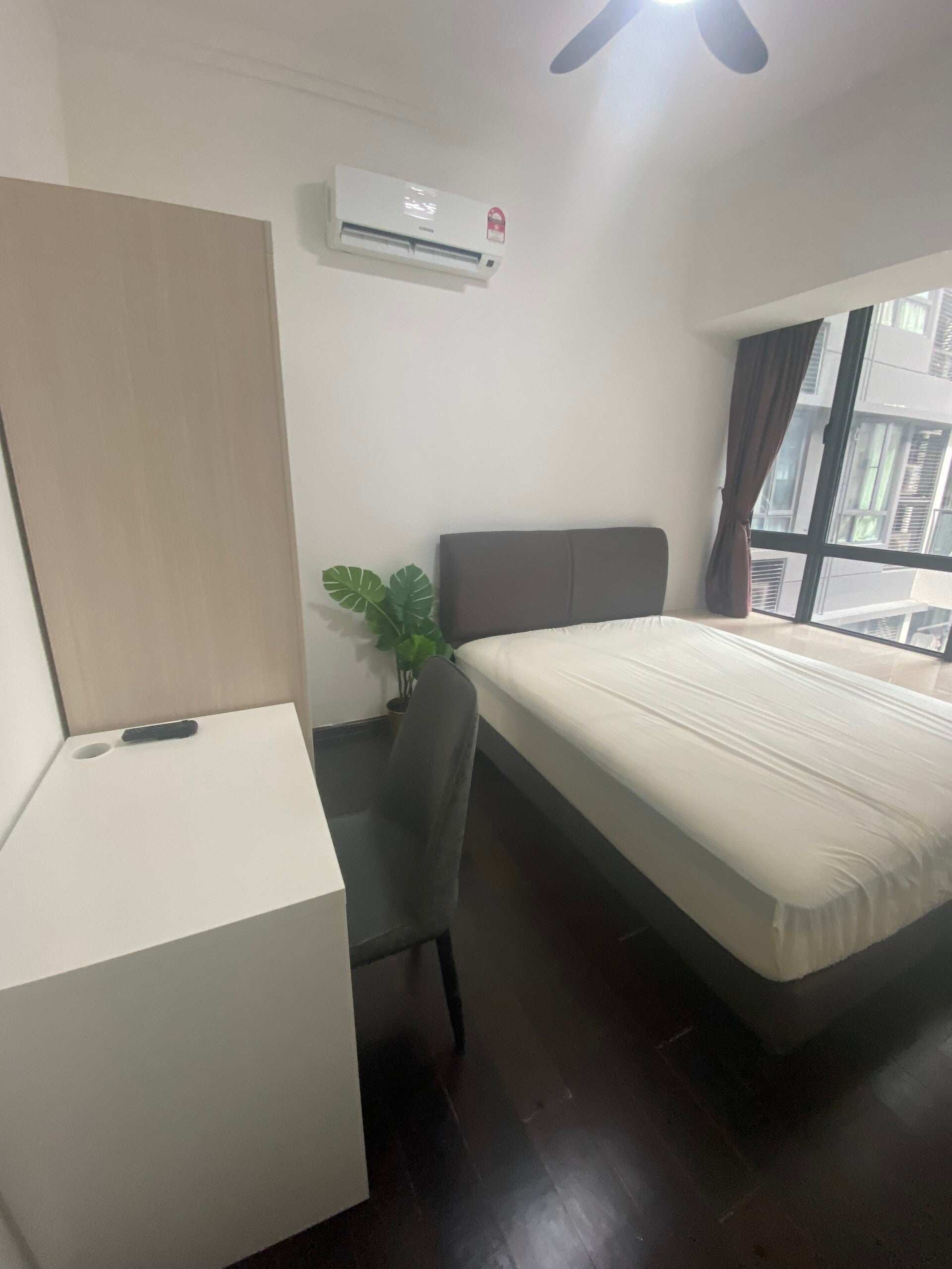 Spacious common bedroom (R&F Princess Cove, A3-2)