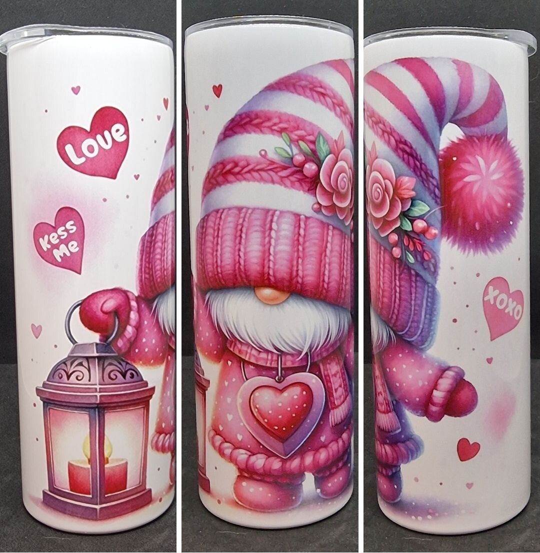 Liefdevolle gnome tumbler met een rietje