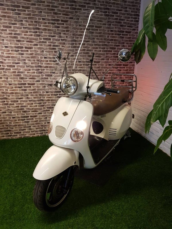 Boatian classico snorscooter 2011