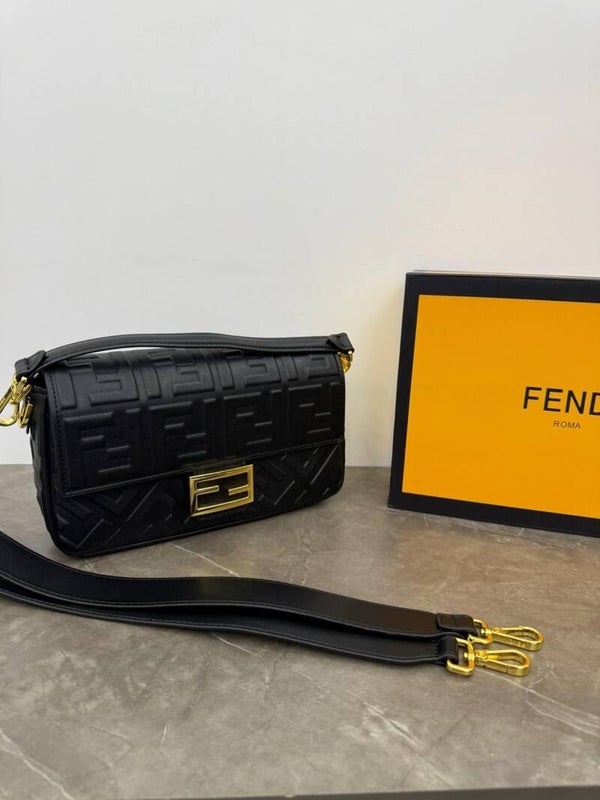 FENDI BAGUETTE