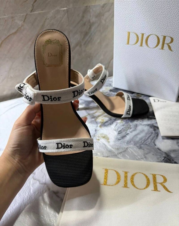 TACCHI DIOR APERTI