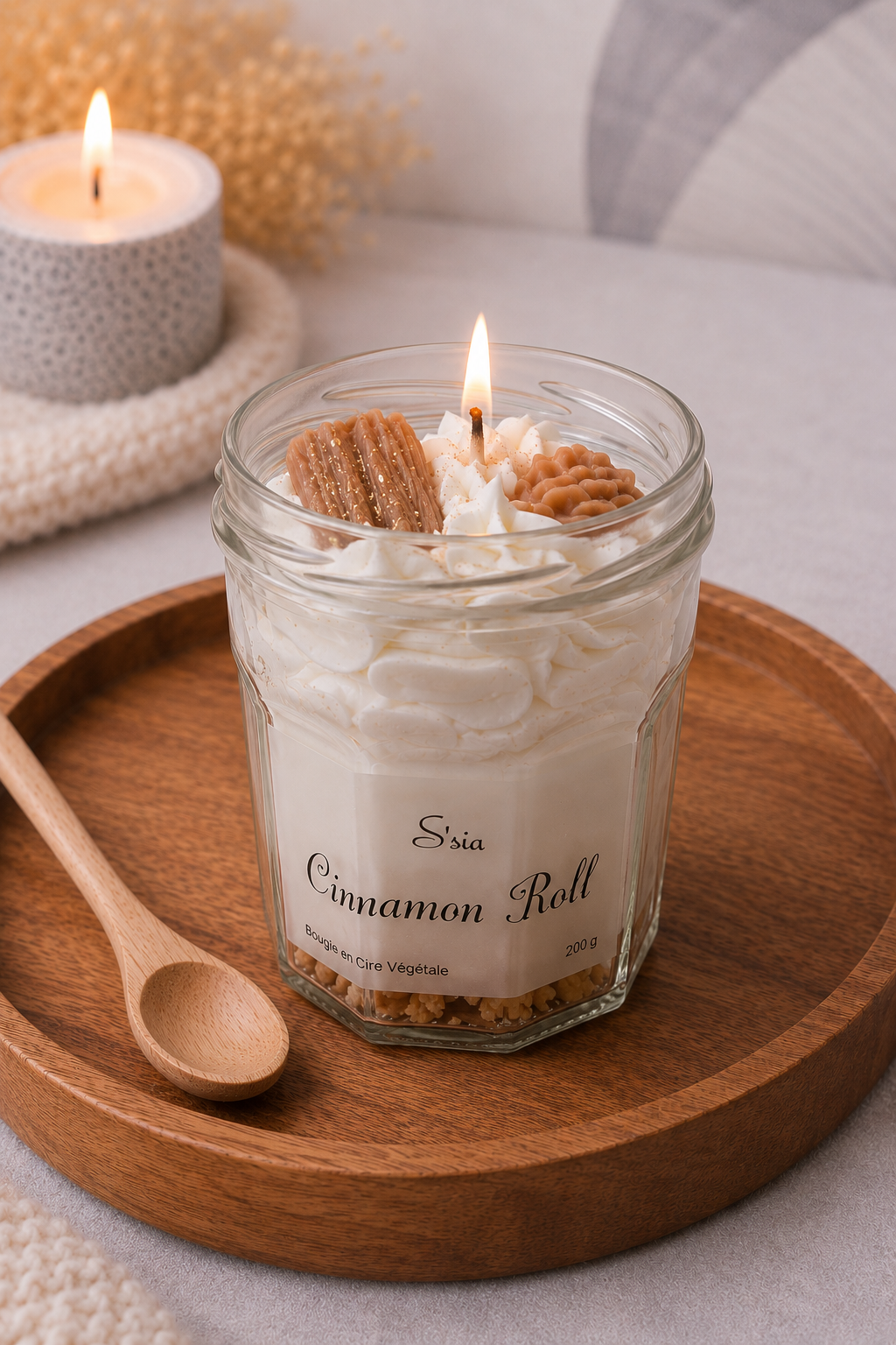 Bougie Cinnamon Roll