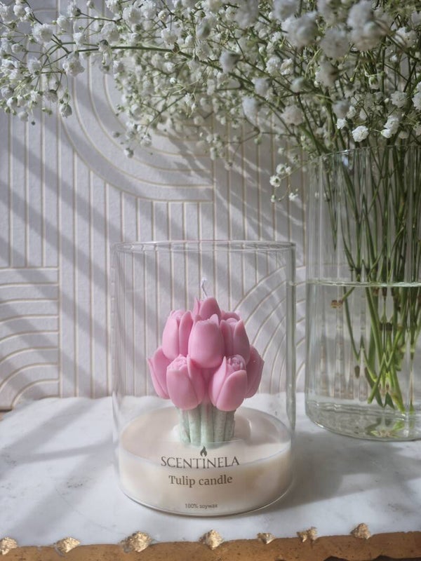 Tulp candle in glass
