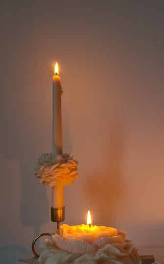 Taper peony candle