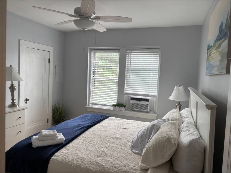 place-1-beverly-airbnb-2-standard.jpg