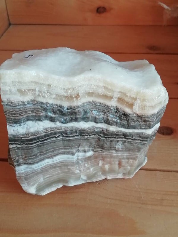 Zebra calciet 694 gram 117x90x45mm