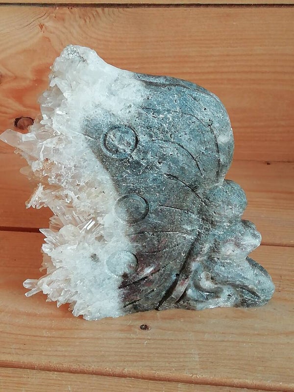 (Edel) stenen elfje vlinder 113x105x16mm