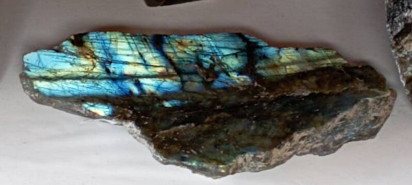 Labradoriet halfgepolijst 69-74gram 64-99mm