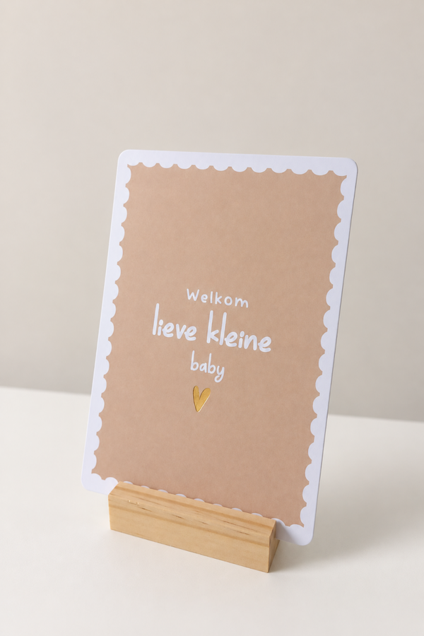 Wenskaart Welkom lieve kleine baby – Beige met goud