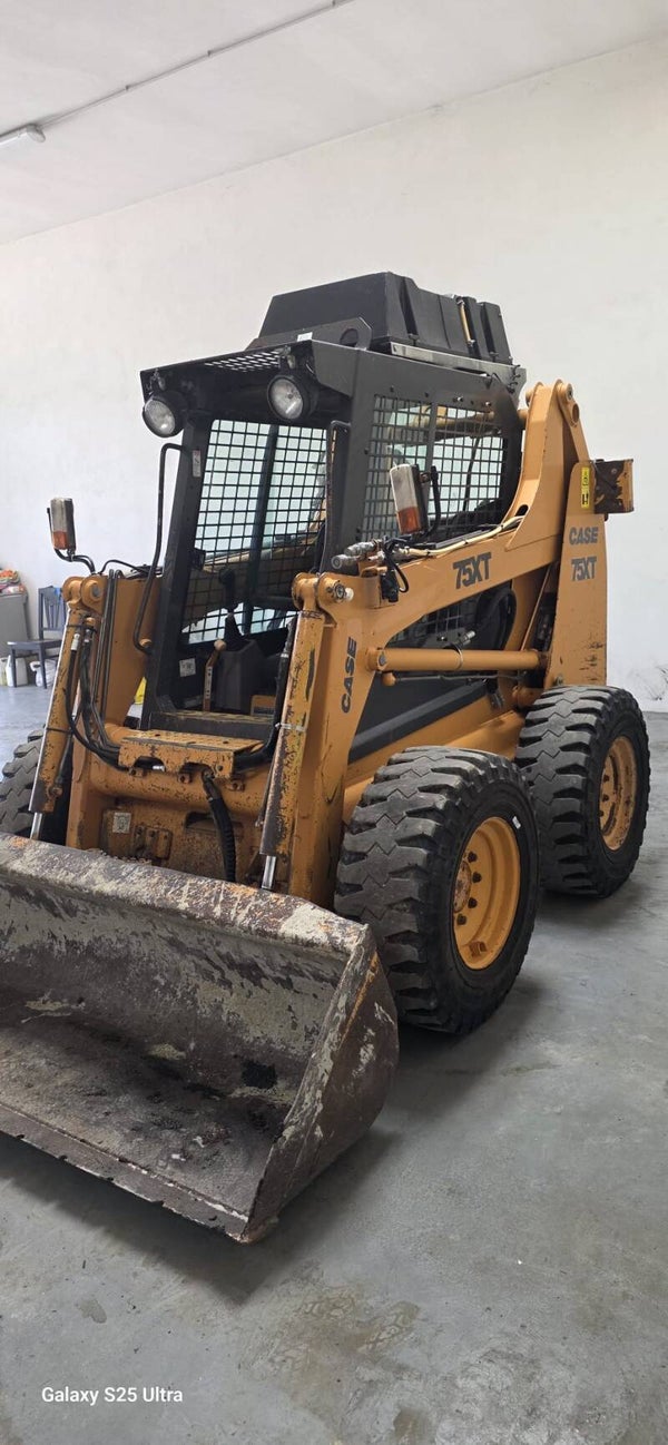 MINIPALA CASE 75XT