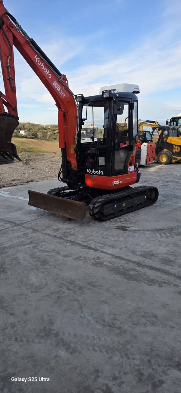 MINIESCAVATORE KUBOTA U35-3