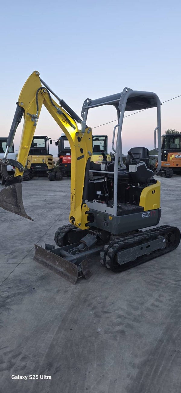 MINIESCAVATORE WACKER NEUSON EZ17