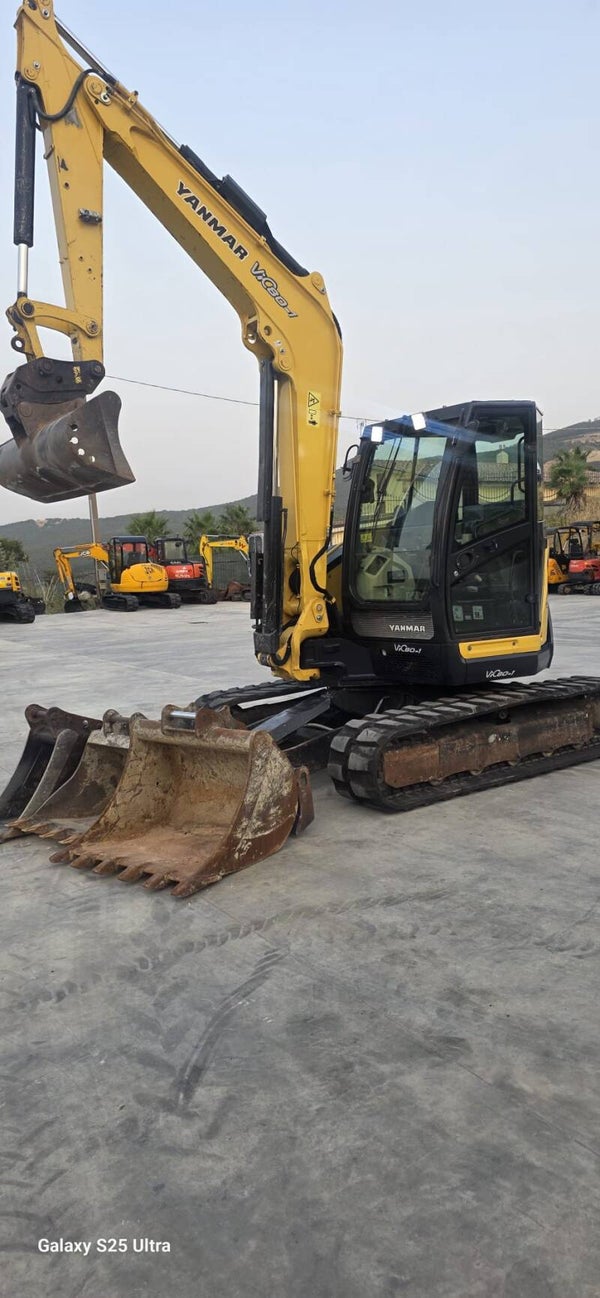 MINIESCAVATORE YANMAR VIO80