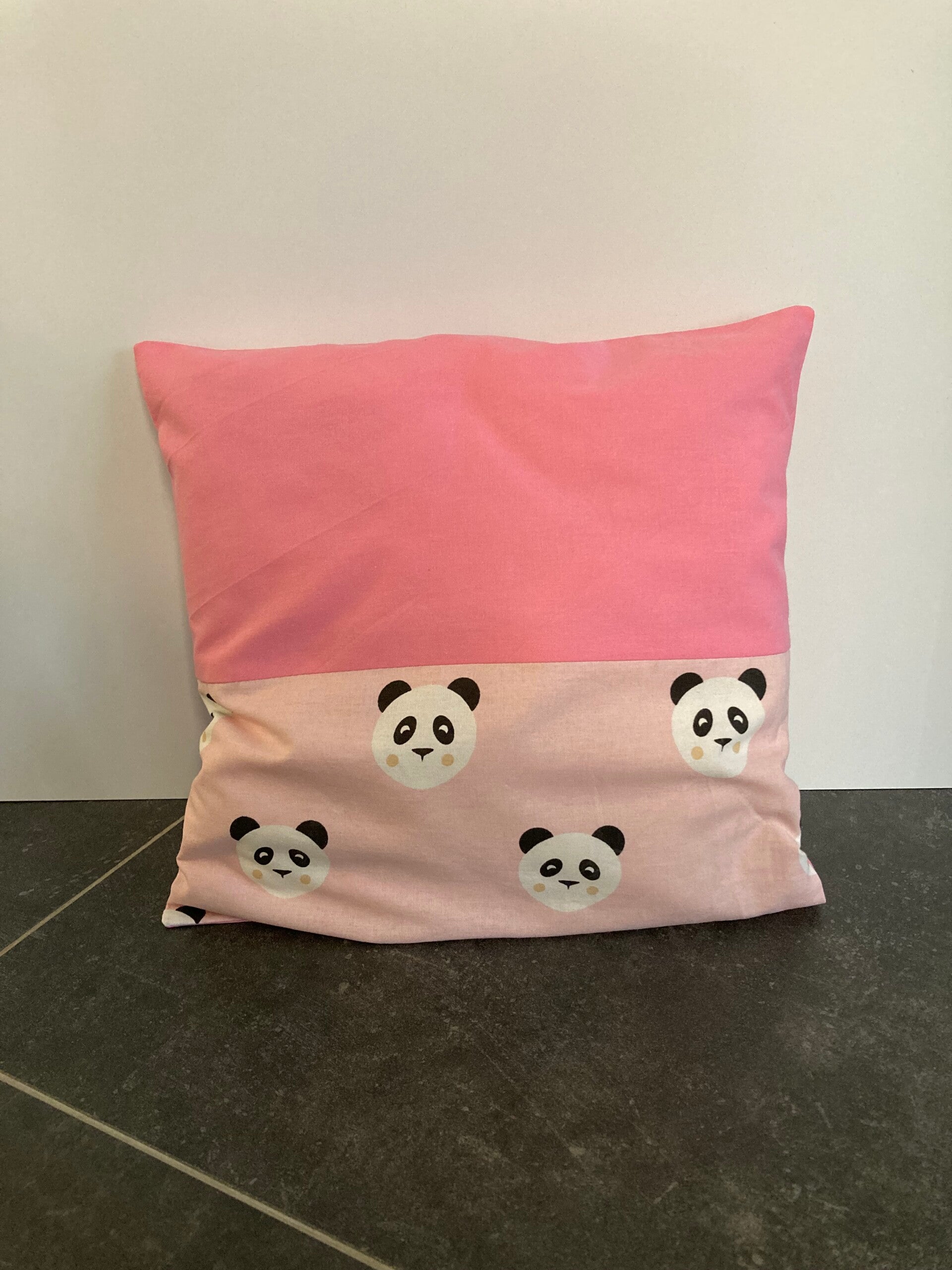 Kissen 30cm x 30cm Bärchen unten Personalisiert