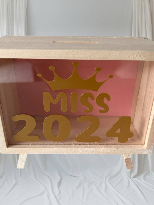 Tirelire Miss 2024
