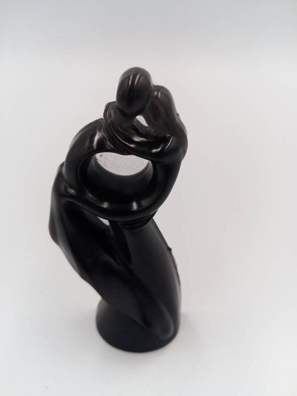 Statuette