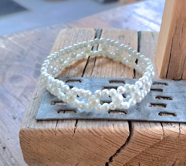 Armband parel. Elastisch.