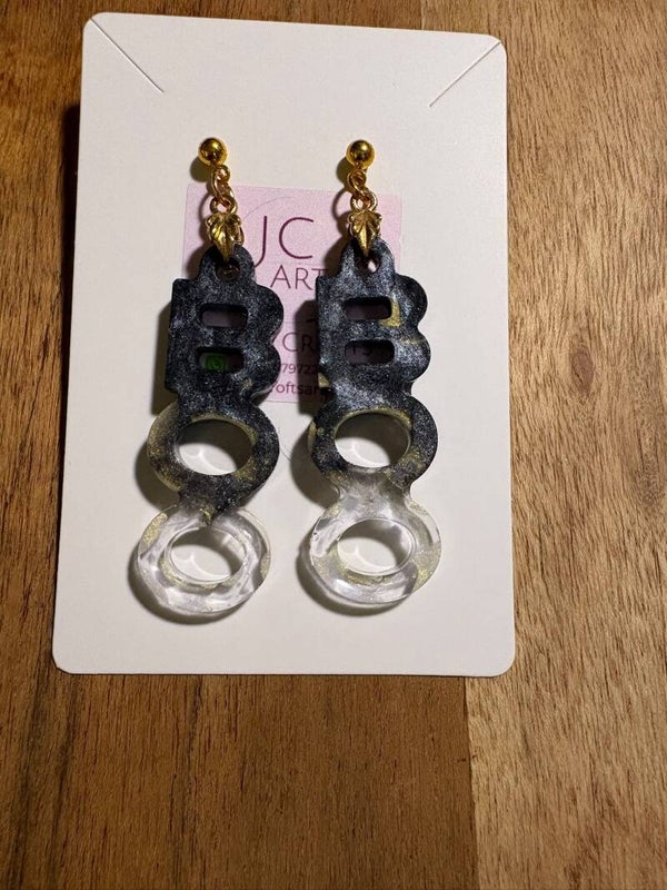 BOO earrings  -grey to clear
