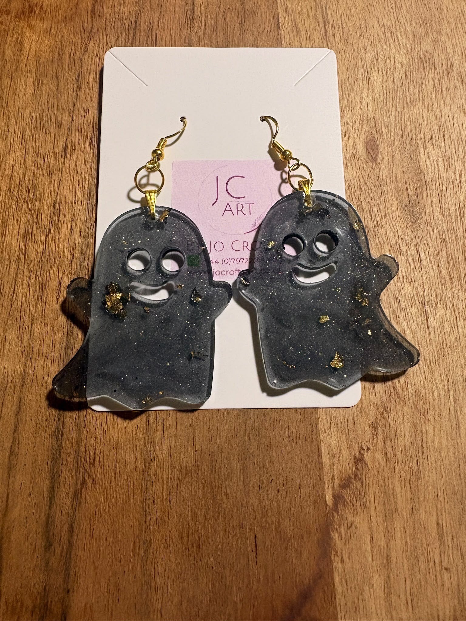 Ghost earrings - grey translucent