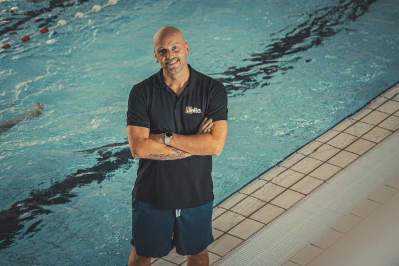 Jelle is een professionele zwemtrainer in Alkmaar
