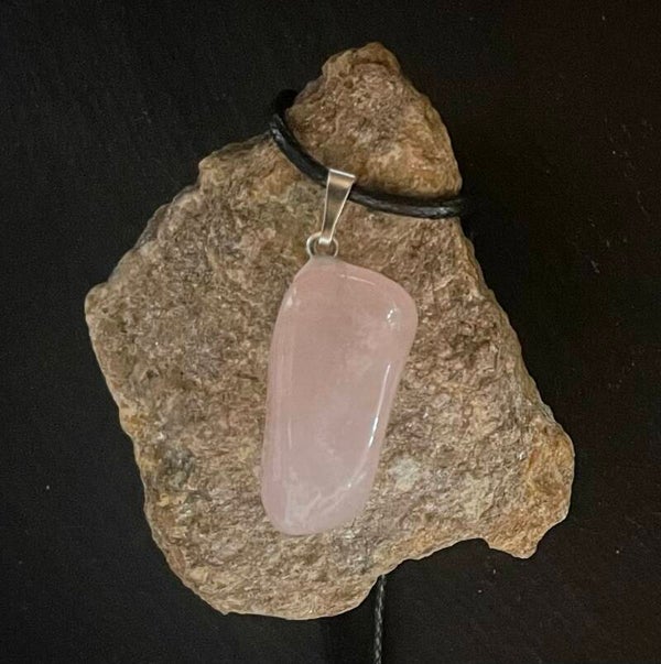 Pendentif quartz rose