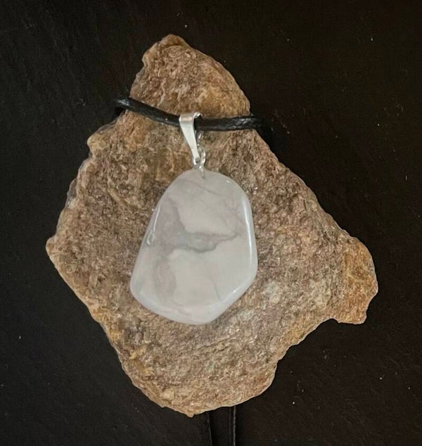 Pendentif howlite