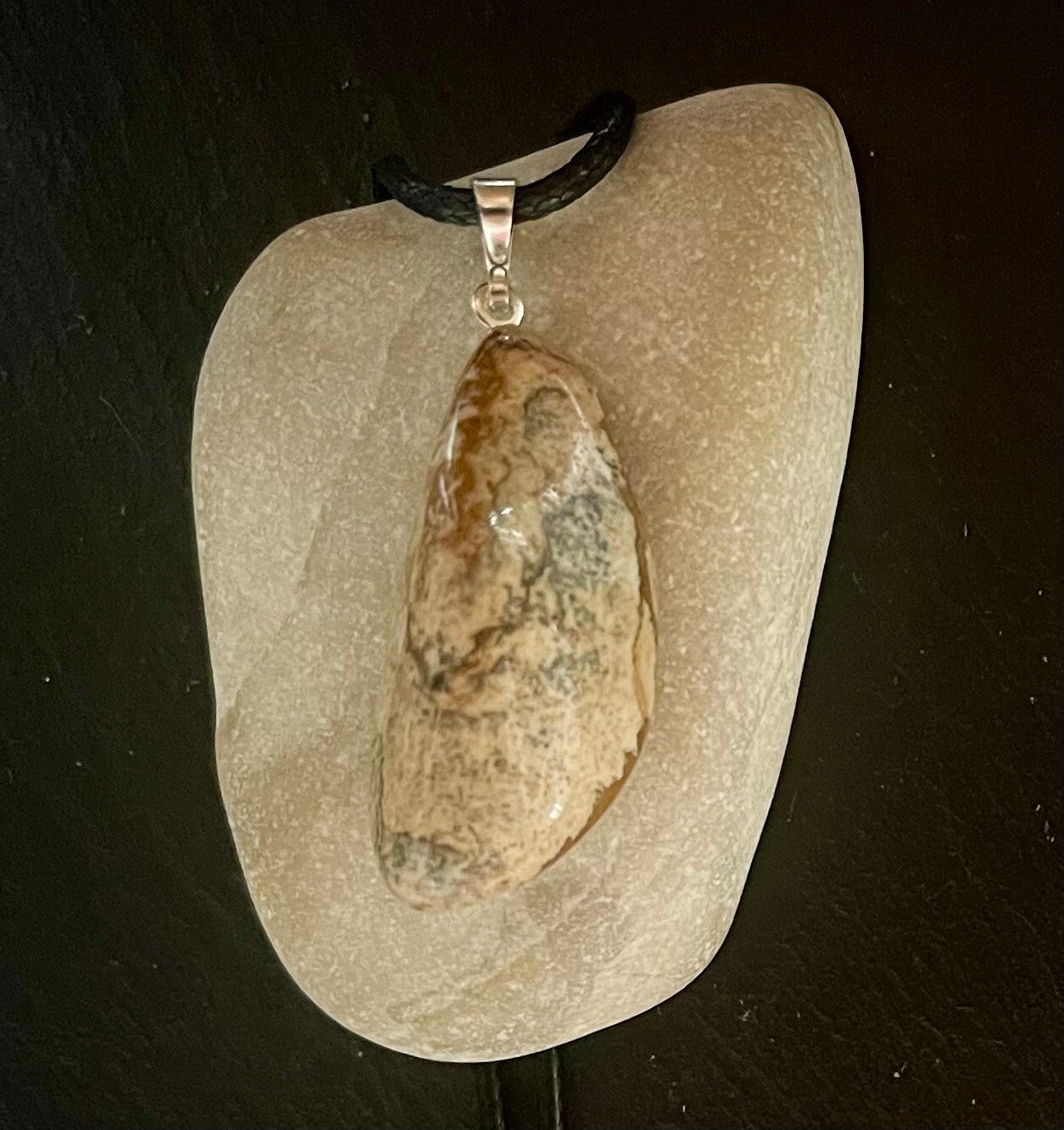 Pendentif jaspe paysage