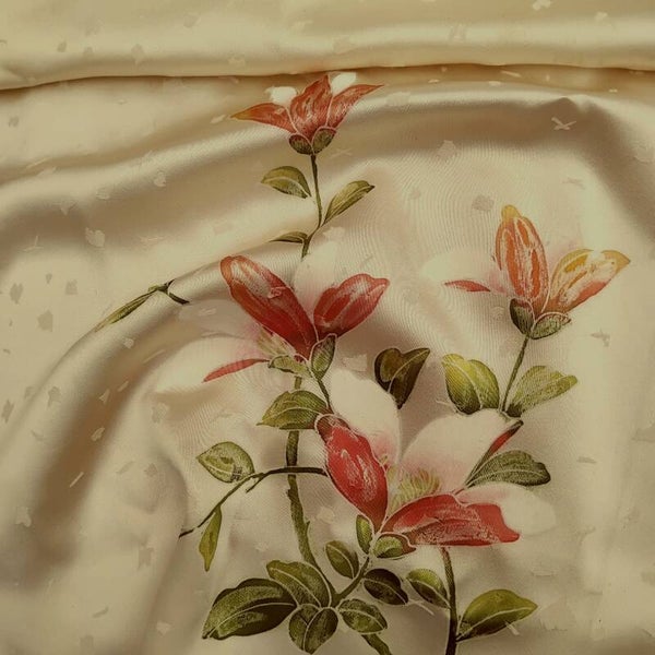 Glanszijde zacht roomcreme 100x36cm handgeschilderd