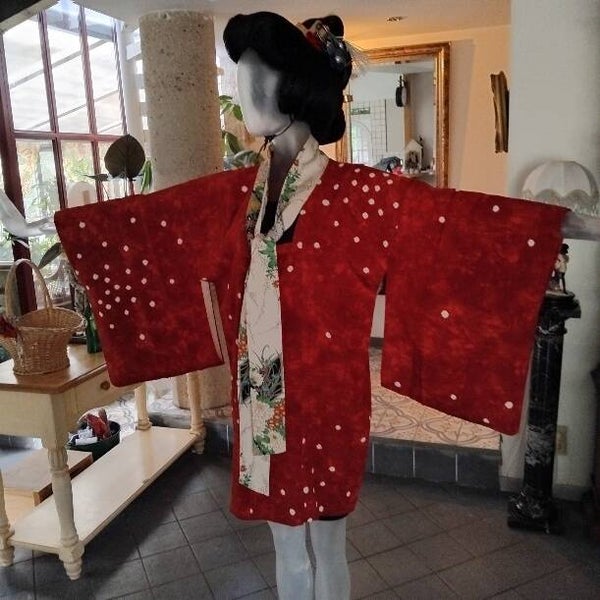 Zijden michiyuki jasje donker framboise met shibori